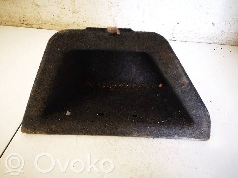 Audi A4 S4 B7 8E 8H Alte elemente acoperire portbagaj 