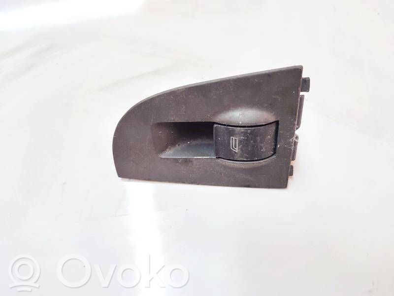 Audi A6 S6 C5 4B Interruttore di controllo dell’alzacristalli elettrico 