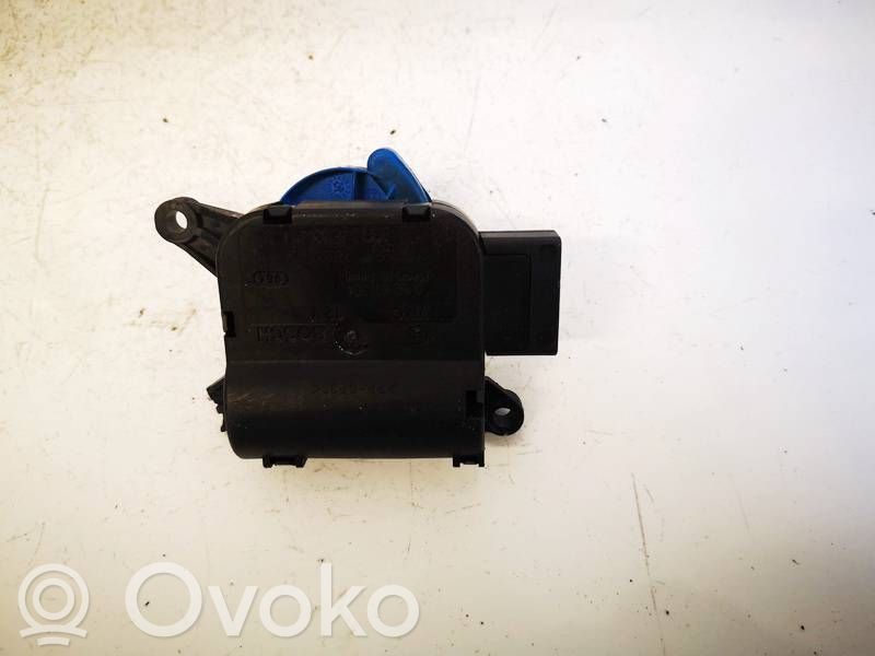 Audi A4 S4 B6 8E 8H Motor/actuator clapetă aer 