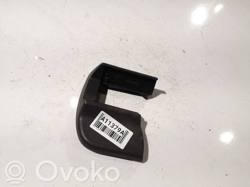 Volvo V50 Osłona boczna fotela tylnego 