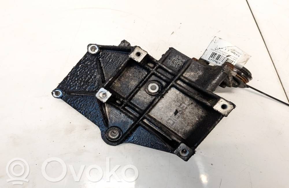 Engine mounting bracket   028260885A,028260885A