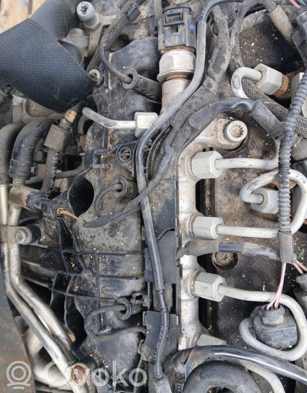 Audi A4 S4 B8 8K Linea principale tubo carburante 