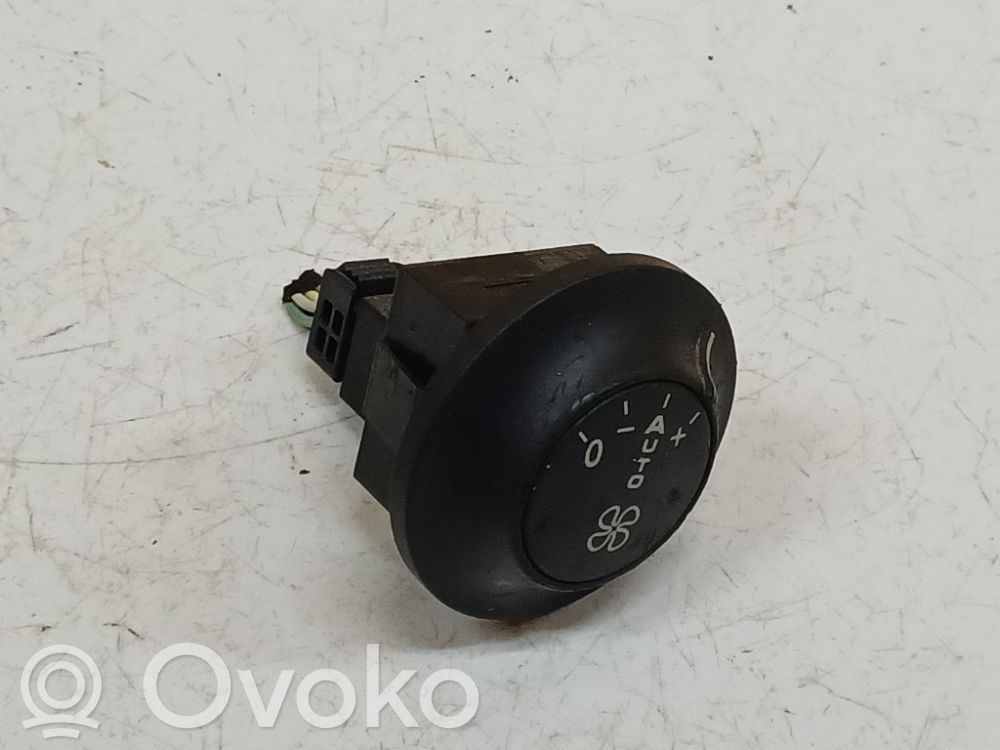 Renault Laguna III Sonstige Schalter / Griffe / Umschalter 