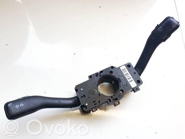 Audi A6 S6 C5 4B Leva/interruttore dell’indicatore di direzione e tergicristallo