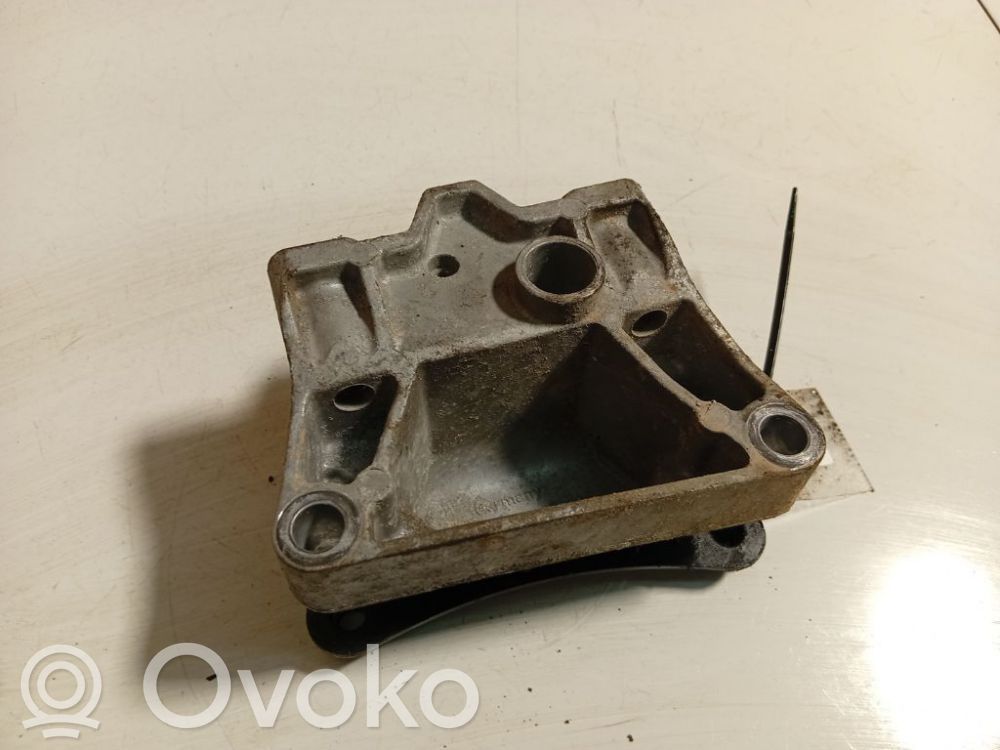Skoda Octavia Mk2 (1Z) Suport motor 