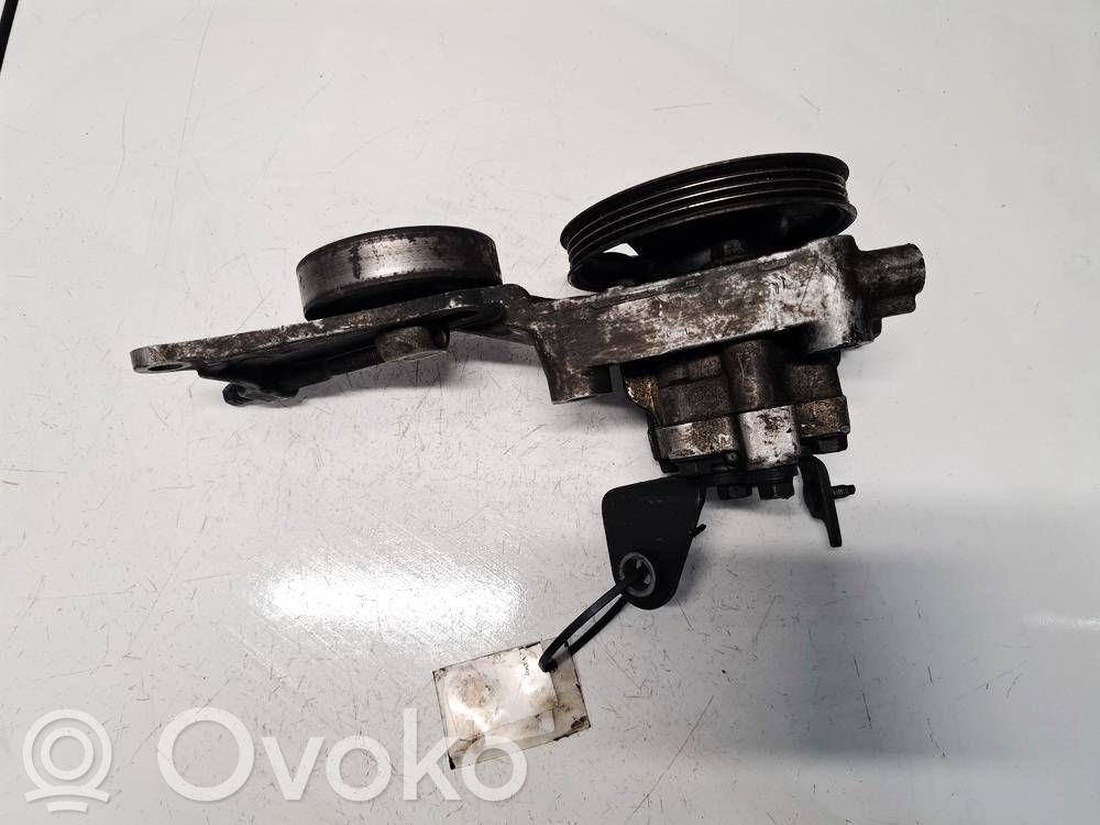 Mazda Xedos 6 Ohjaustehostimen pumppu 