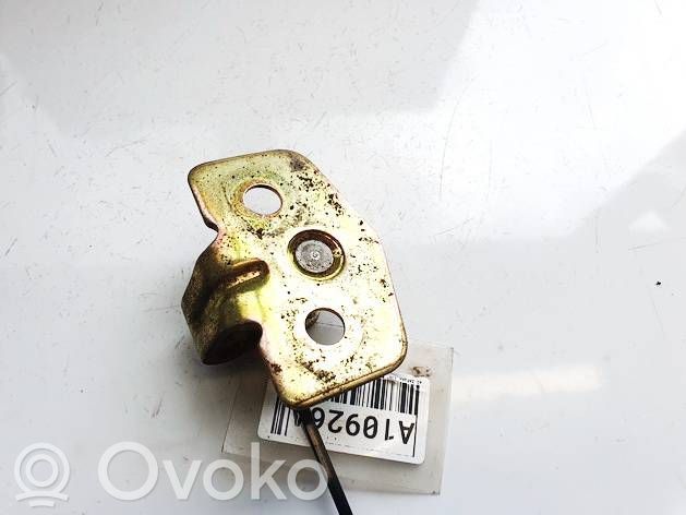 Opel Zafira A Bridă/cârlig închidere ușă față 