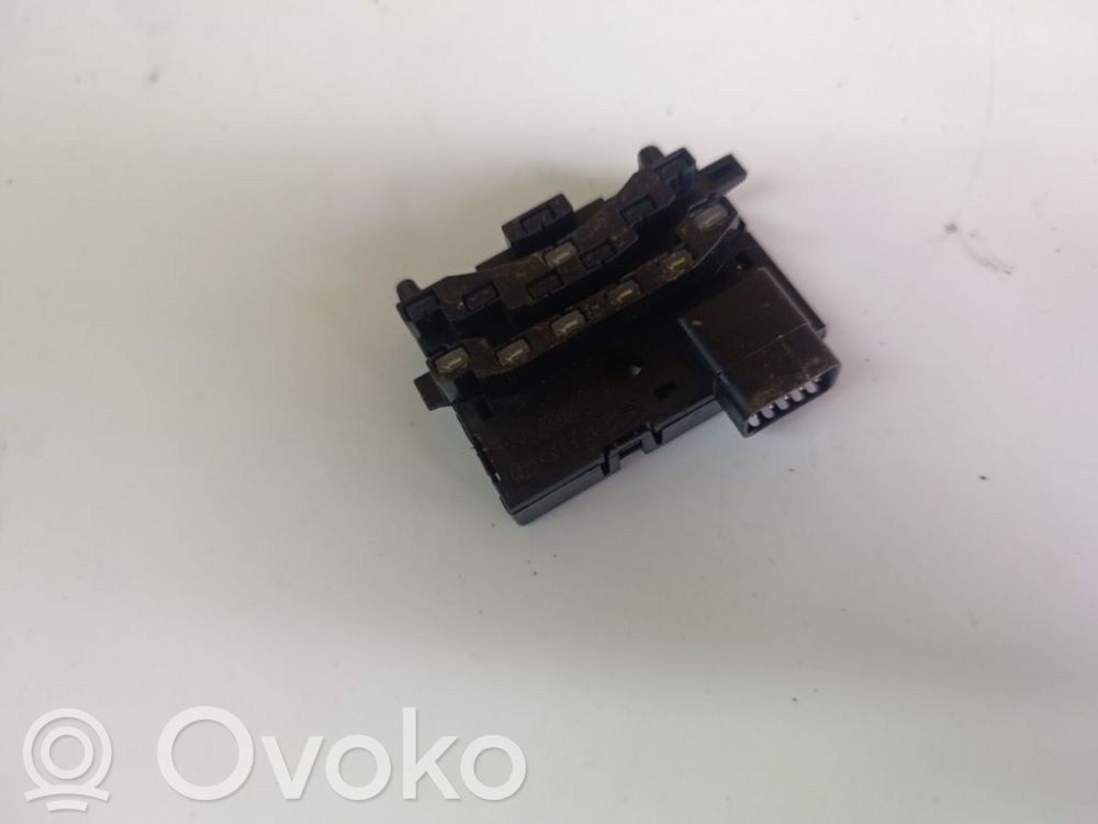 Skoda Octavia Mk2 (1Z) Maniglia/leva di regolazione del volante 