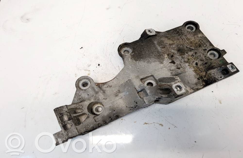 Volkswagen PASSAT B6 Łapa / Mocowanie silnika 
