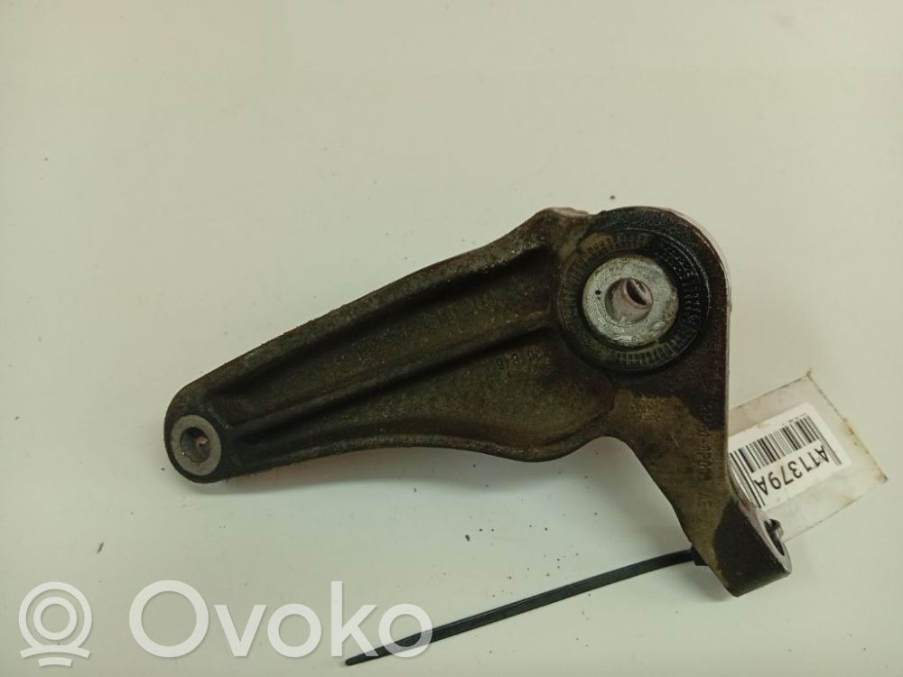 Volvo V50 Supporto di montaggio del motore (usato) 