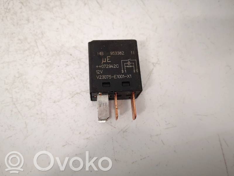 Muu rele   MB953382,MB953382,MB953382,V23075E1001X1