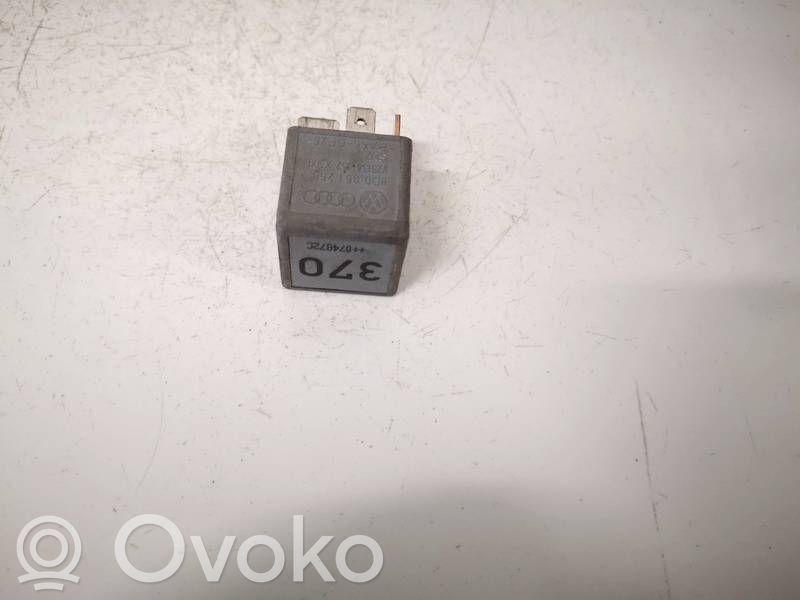 Skoda Octavia Mk2 (1Z) Alte relee 