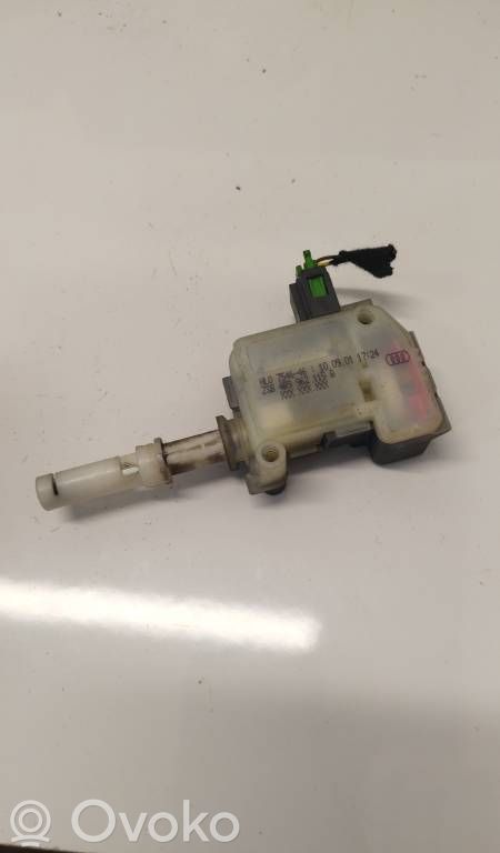 Motor de bloqueo de puertas   4B9962115B,4B9962115B,4B9962115B,754646,8E9827833