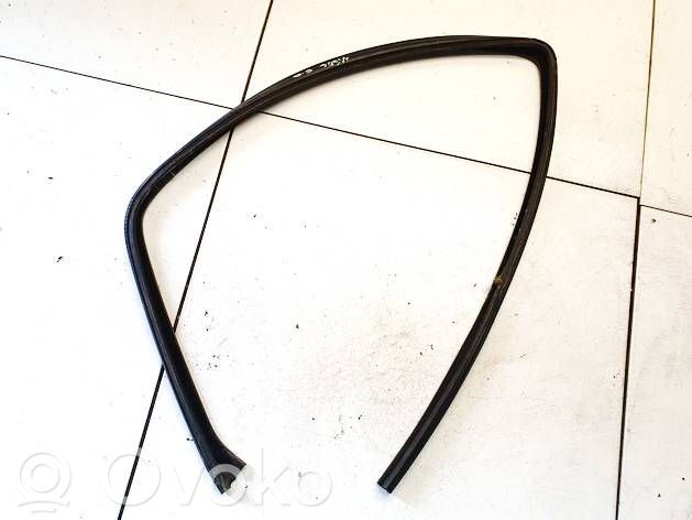 Opel Astra H Cheder cauciuc ușă spate 