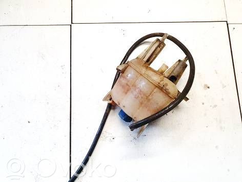 Depósito del refrigerante   C705,C705