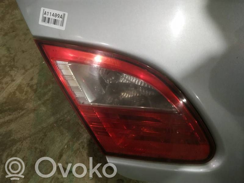 Lampy tylnej klapy bagażnika