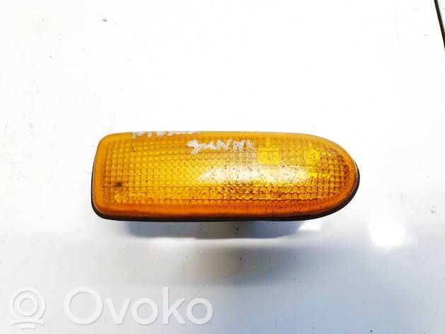 Nissan Primera Kierunkowskaz błotnika przedniego 