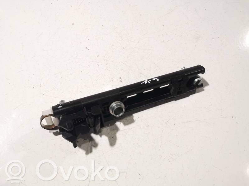 Opel Astra H Riel de ajuste del cinturón de seguridad 