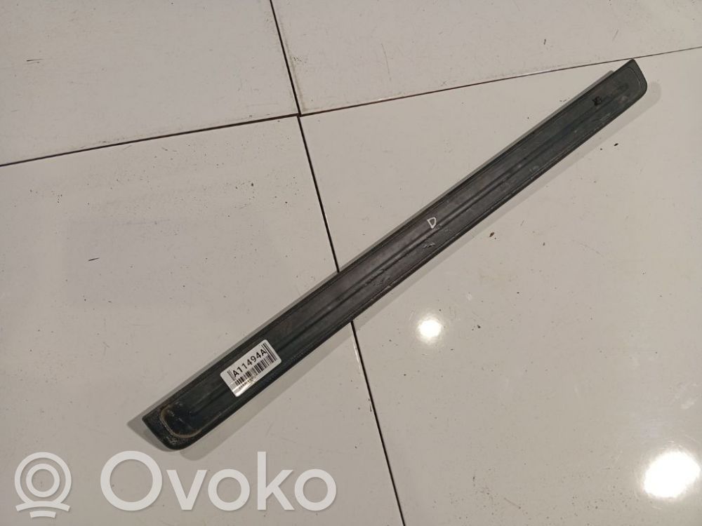 Nissan Primera Listwa progowa przednia 