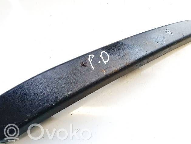 Opel Astra H Modanatura separatore del paraurti anteriore 