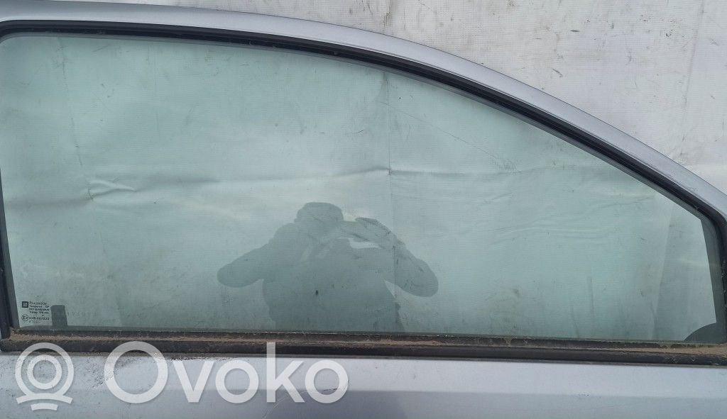 Opel Corsa C Szyba drzwi przednich 