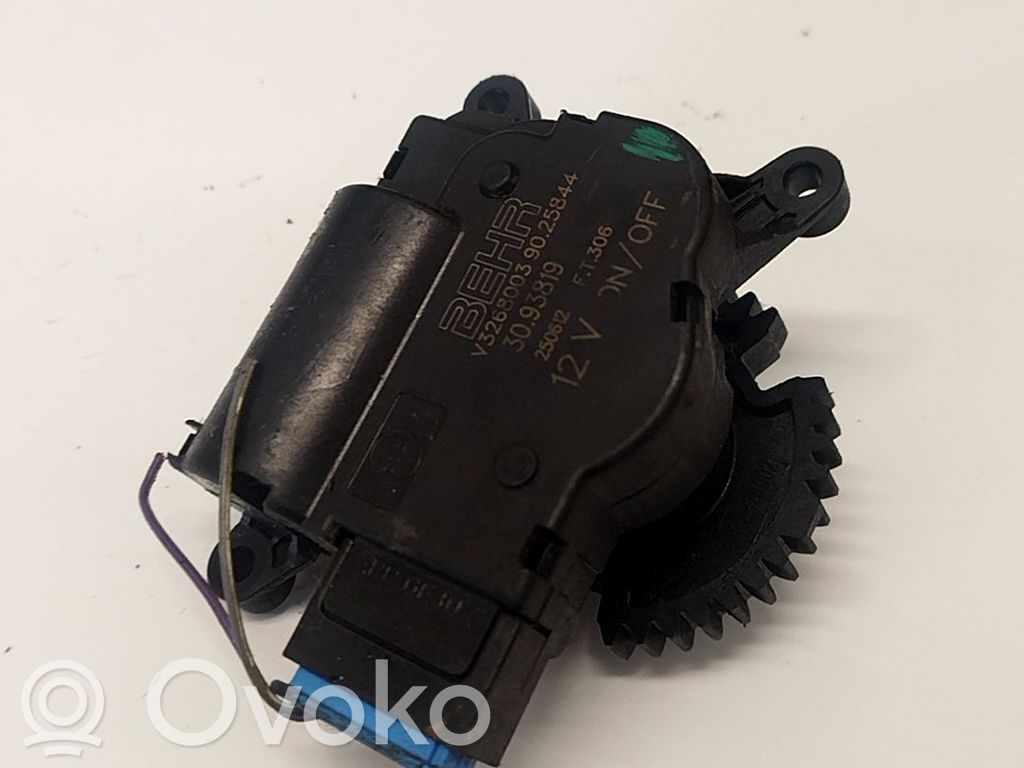 Skoda Roomster (5J) Motor/actuator clapetă aer 