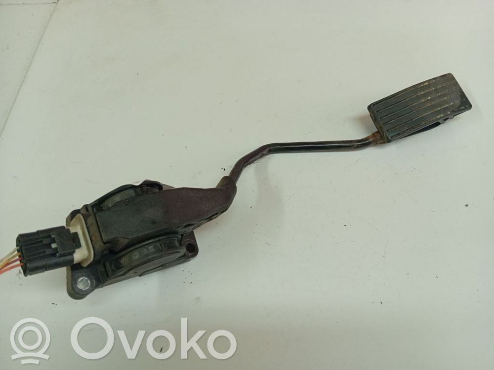 Accelerator throttle pedal   F00C3E2429,F00C3E2429,F00C3E2429