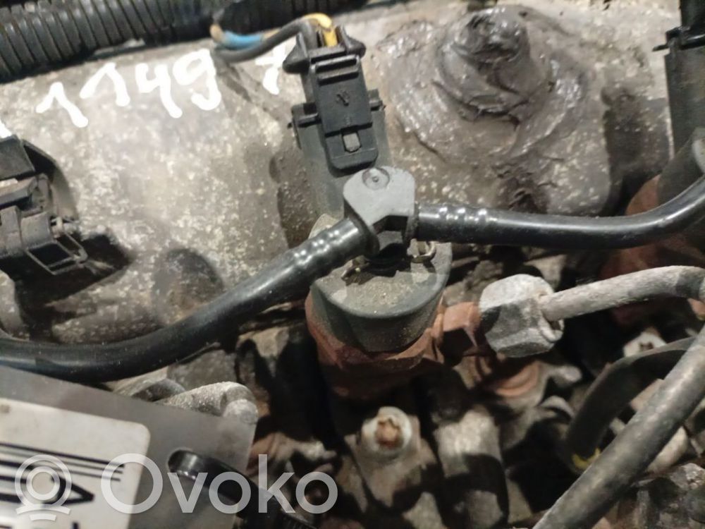 Nissan Primera Injector combustibil 