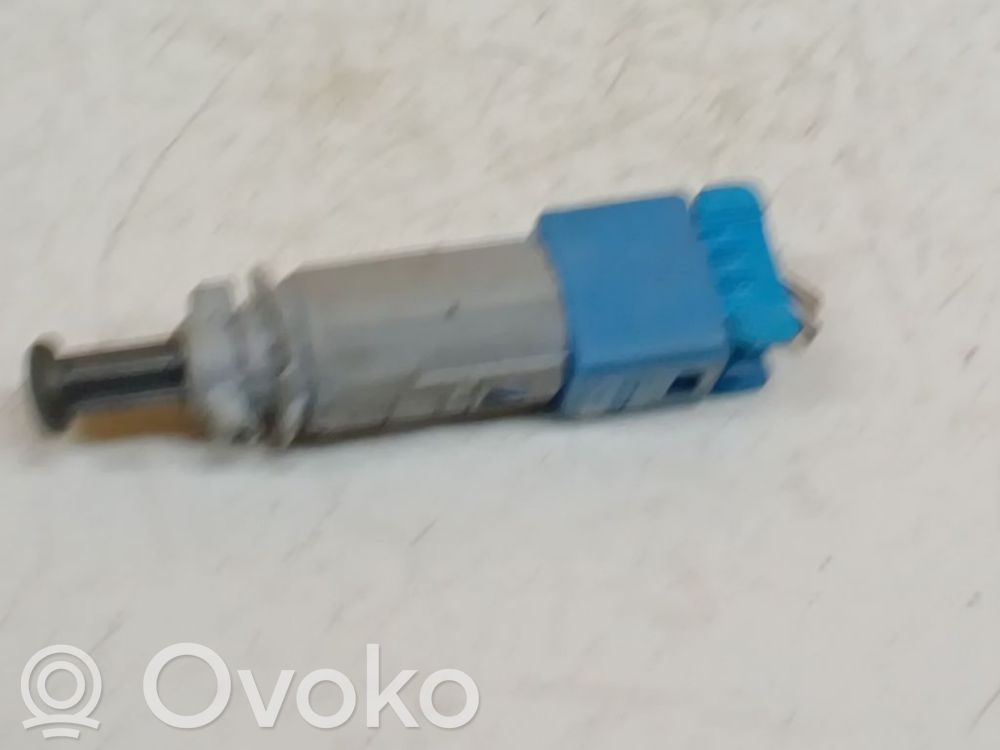 Comutator senzor pedală frână   MR977585,MR977585,MR977585