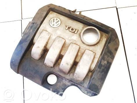 Volkswagen Touran I Couvercle cache moteur