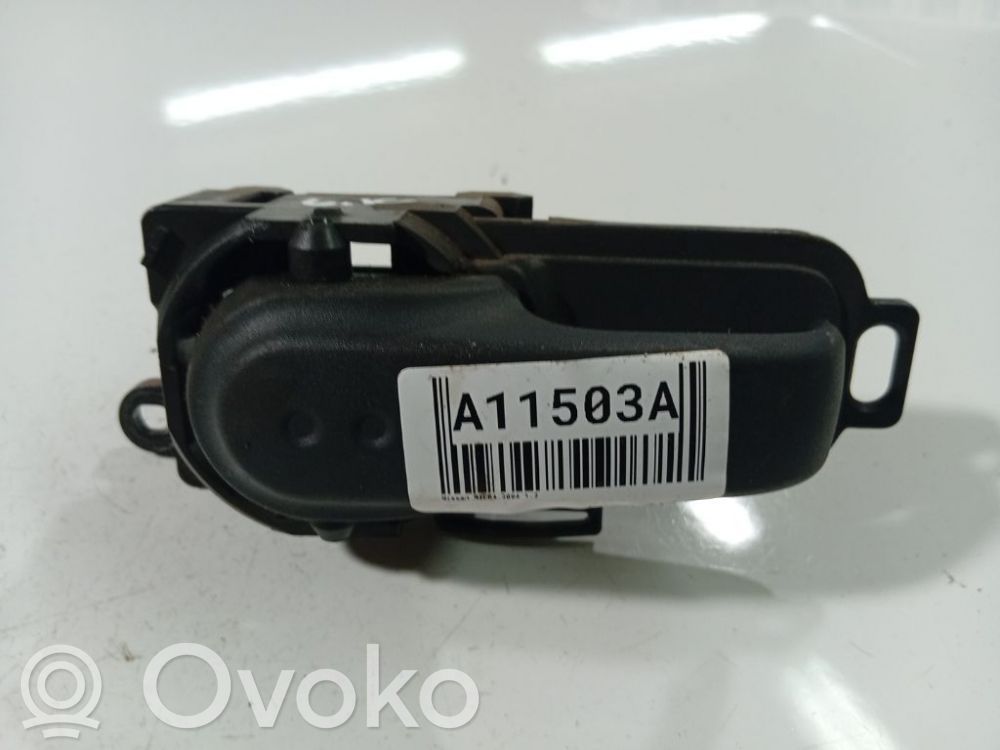 Nissan Micra Manecilla interna puerta trasera 