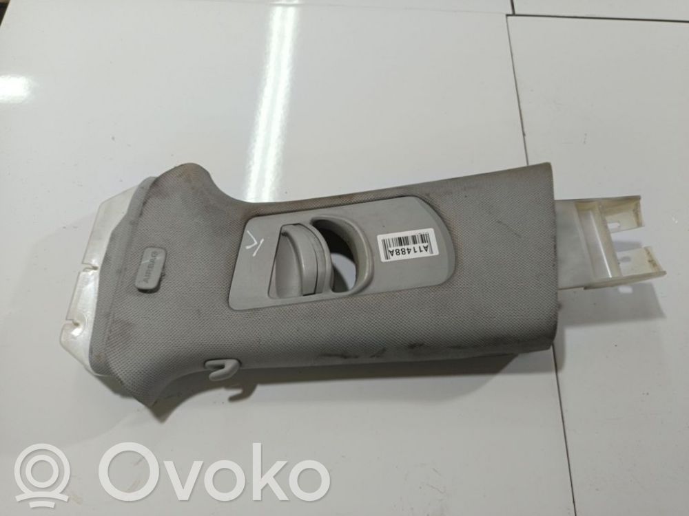 Audi A3 S3 8P Pilar (B) (superior) 