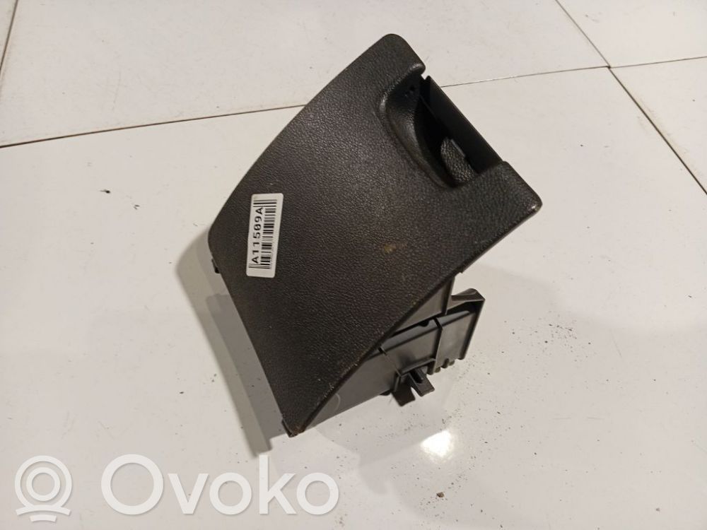 Skoda Octavia Mk2 (1Z) Vano portaoggetti