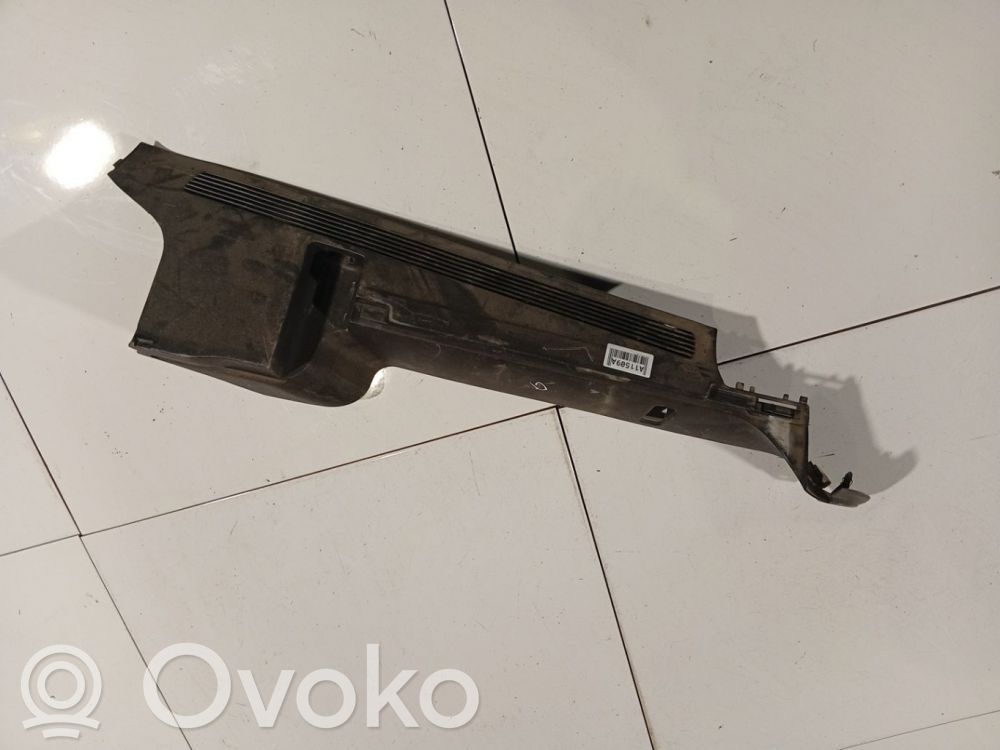 Skoda Octavia Mk2 (1Z) Inne elementy wykończenia bagażnika 