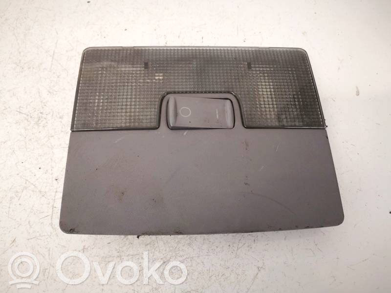 Etuistuimen valo   4B0947105,4B0947105