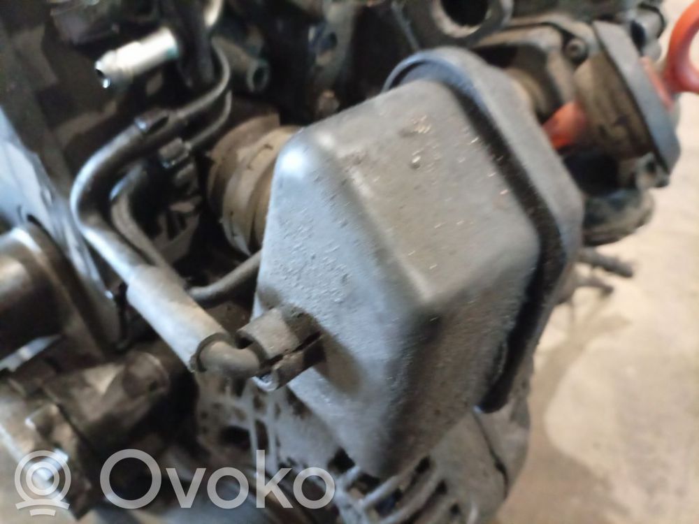 Volkswagen PASSAT B6 Serbatoio del vuoto