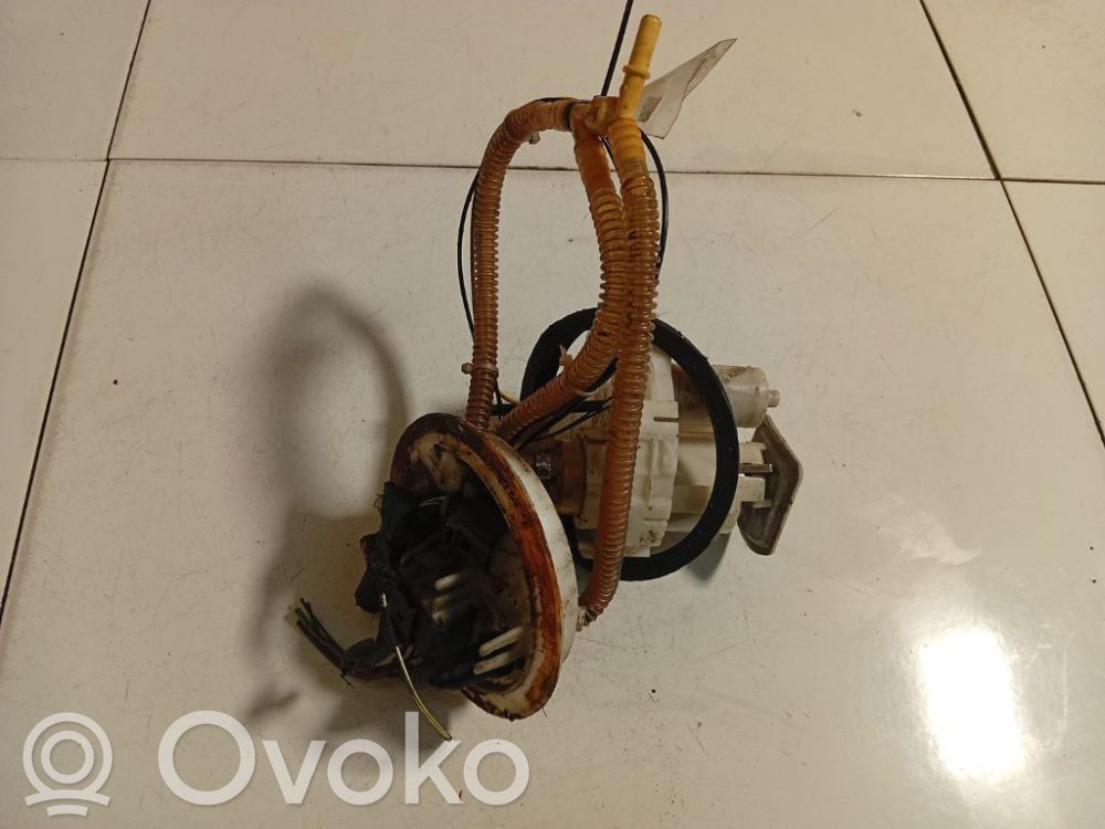Audi A6 S6 C5 4B Bomba interna de combustible 