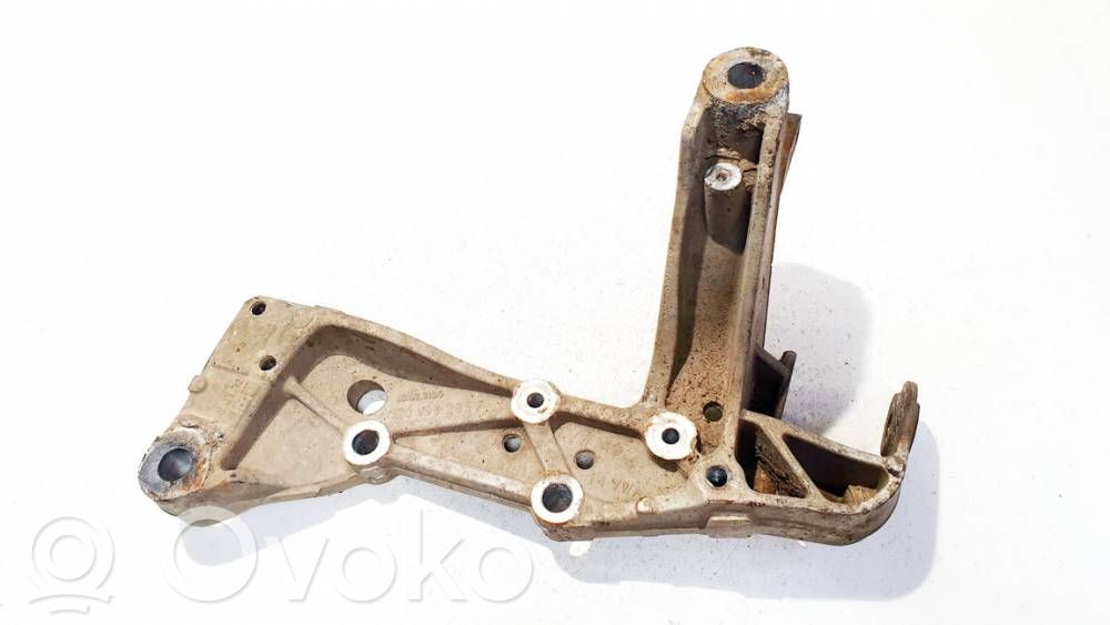 Querlenker Achsschenkel vorne   1K0199295F,1K0199295F