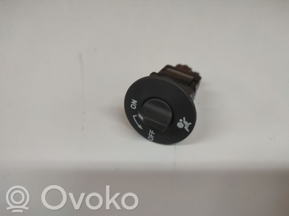 Renault Clio III Comutator pornit/oprit airbag pasager 