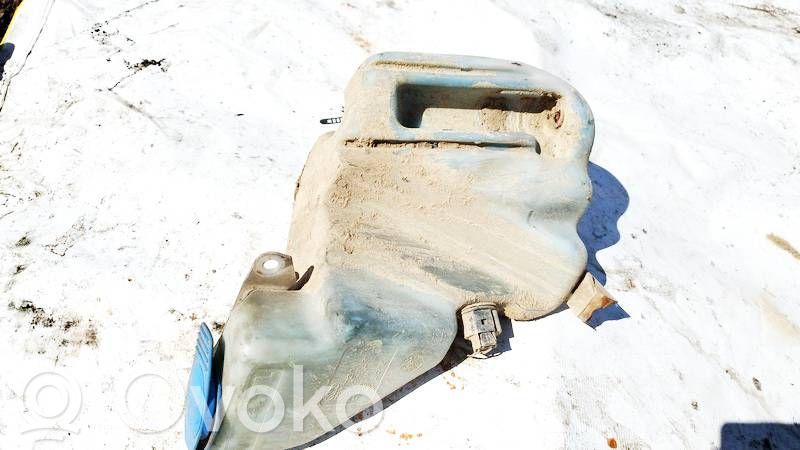 Audi A6 S6 C5 4B Serbatoio/vaschetta liquido lavavetri parabrezza
