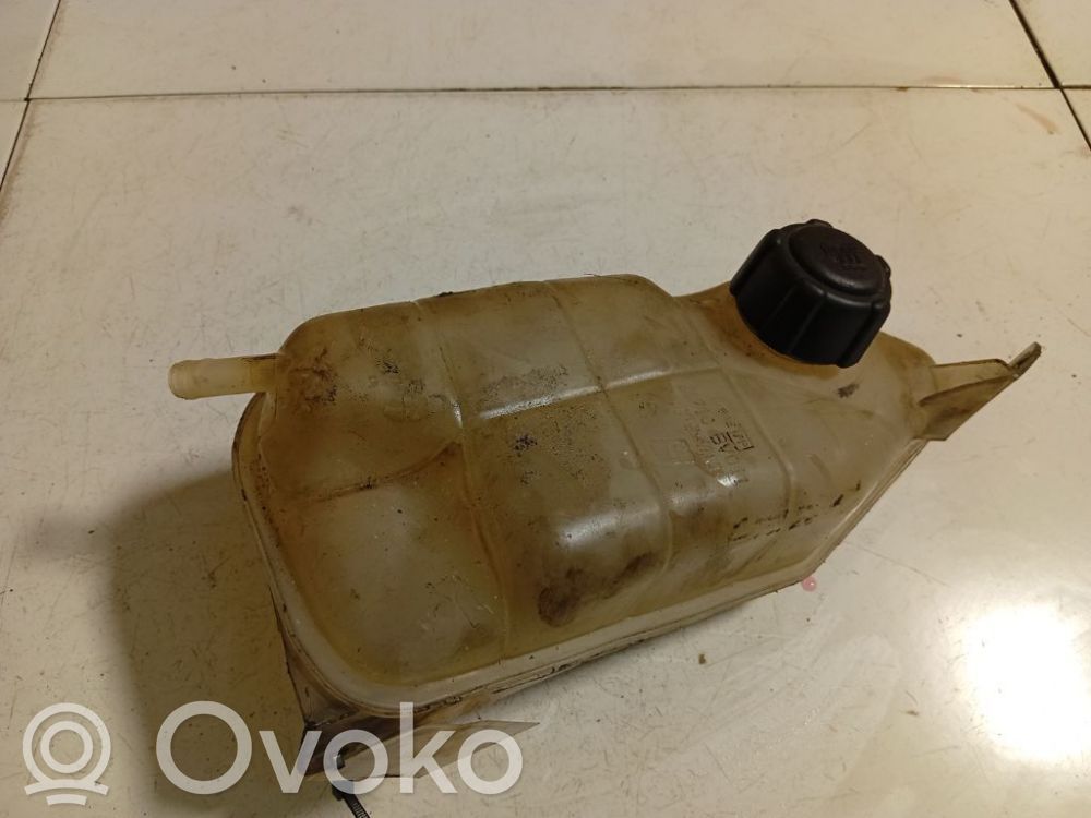Nissan Primera Depósito del refrigerante