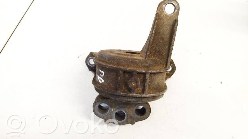 Opel Zafira B Engine mount bracket 
