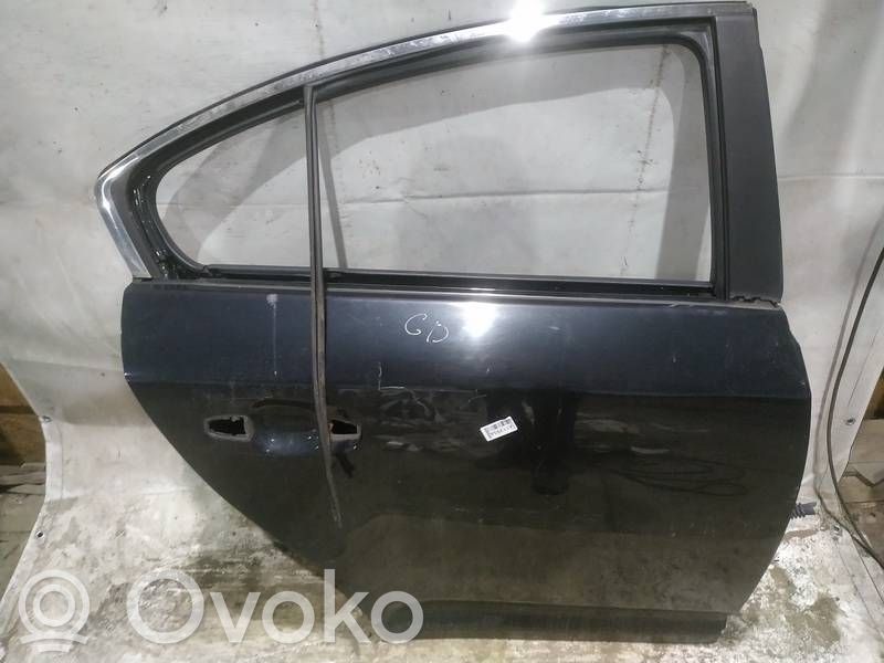 Toyota Avensis T270 Takaovi 