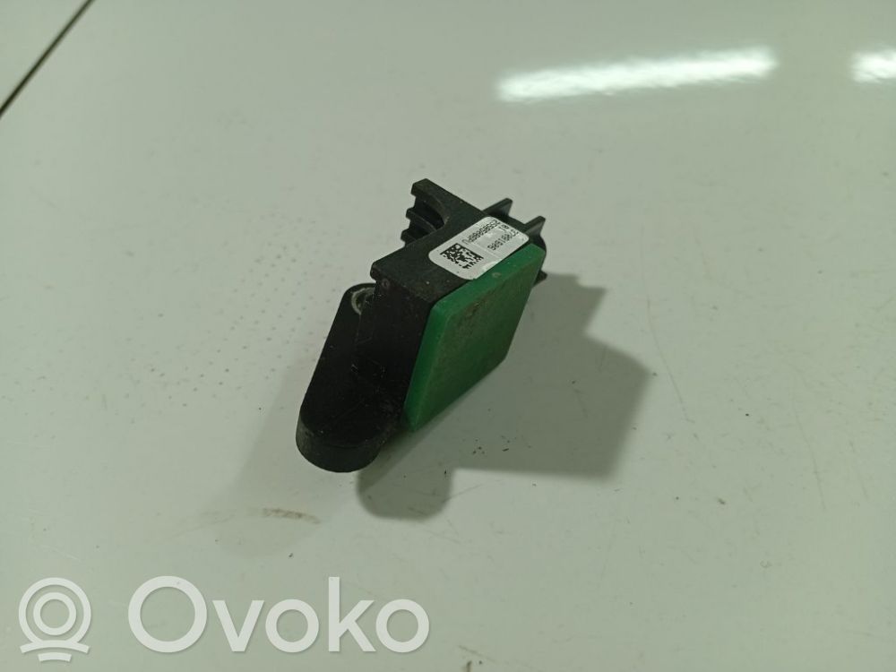 Volkswagen PASSAT B6 Sensore d’urto/d'impatto apertura airbag 