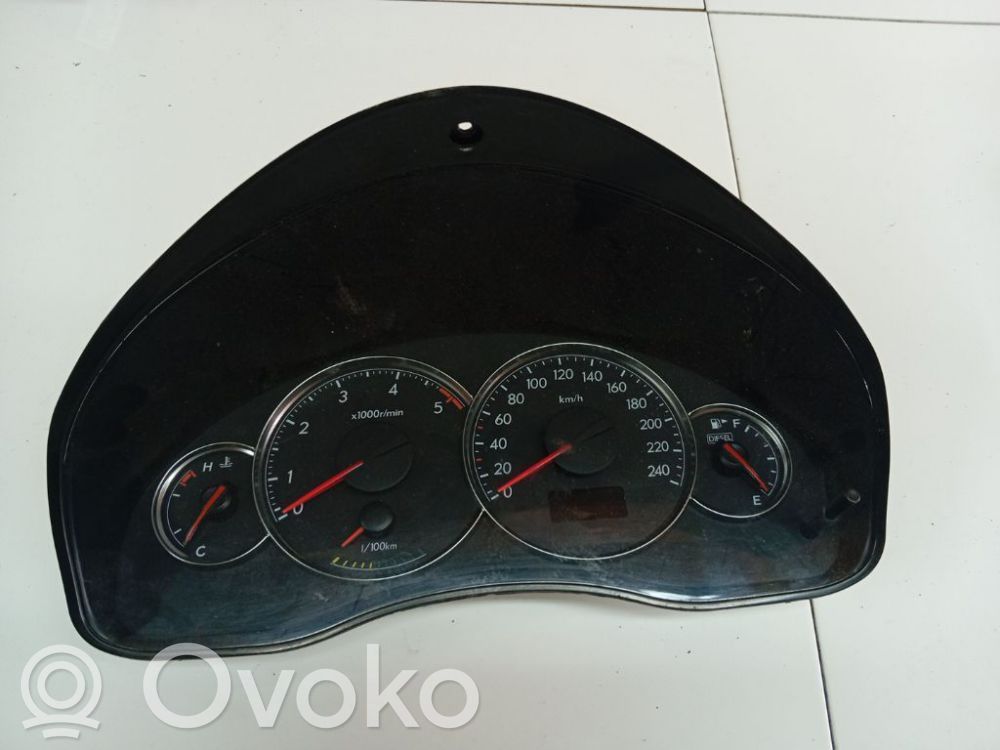Subaru Legacy Tachimetro (quadro strumenti) 