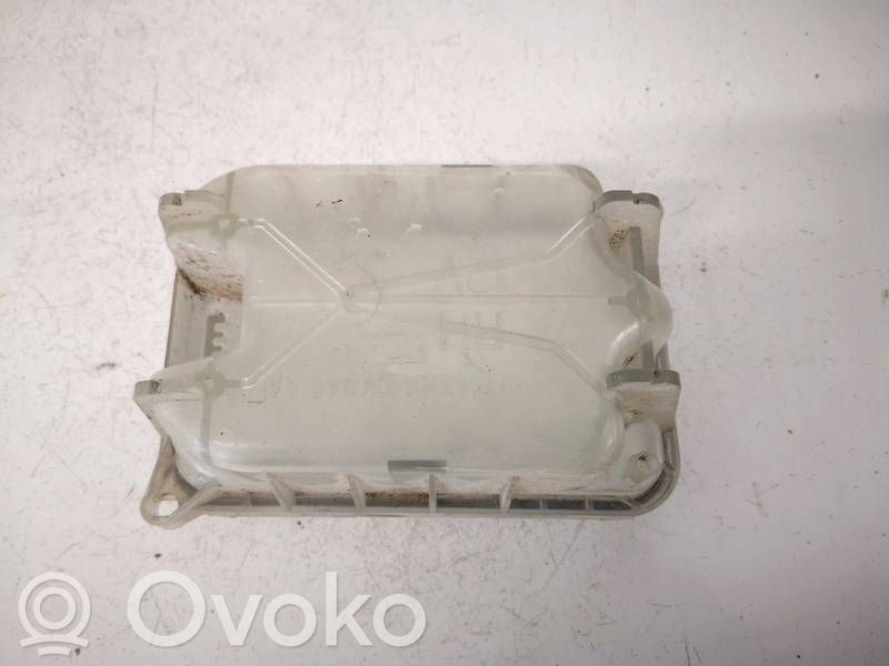 Skoda Octavia Mk2 (1Z) Parapolvere per faro/fanale