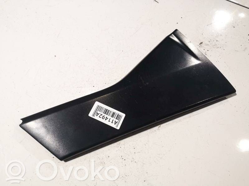 Nissan Qashqai Rivestimento modanatura del vetro della portiera posteriore