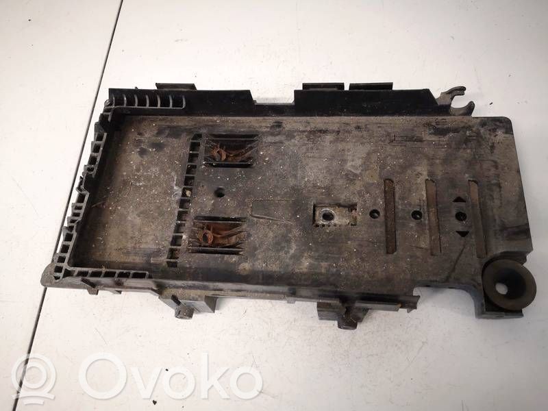 Ford Mondeo MK IV Vassoio scatola della batteria