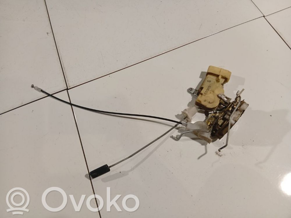 Etuoven lukko