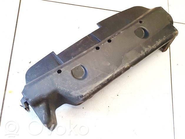 Ford Grand C-MAX Parte del condotto di aspirazione dell'aria 